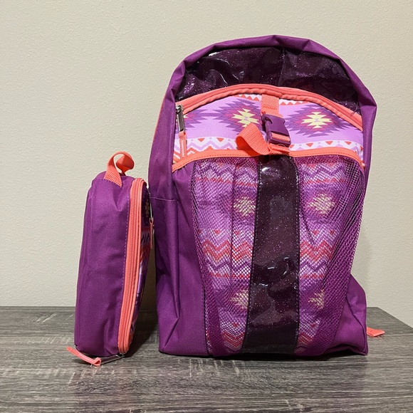 Girls Backpack & Lunch Kit Bundle - Picture 3 of 12